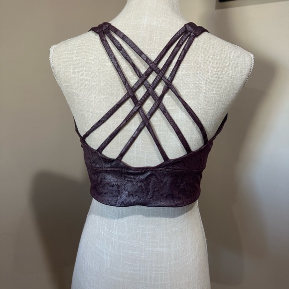 Wine and Silver Snake Workout Set - Picture 3 of 5